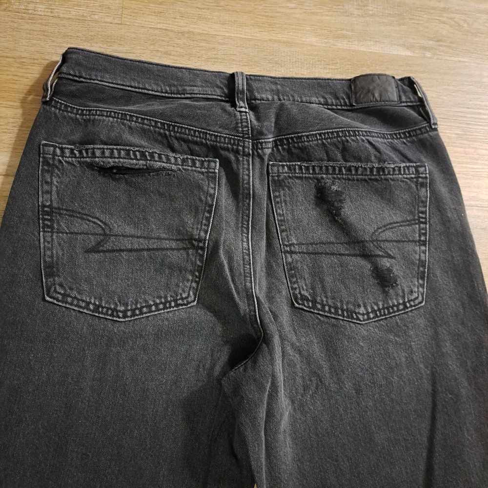 American Eagle Rocker Black Bootcut Distressed Jeans Women's Size 8 NWOT